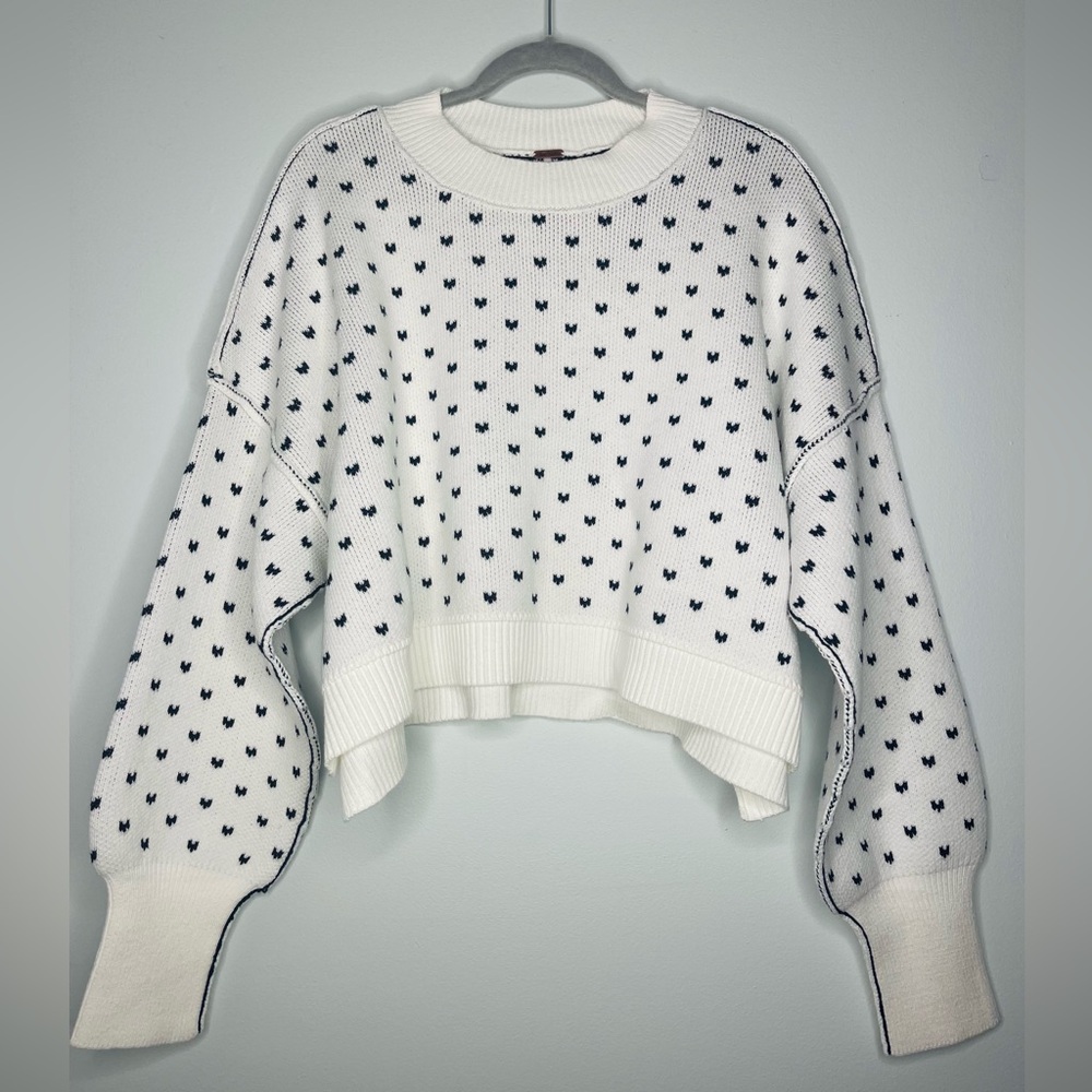 FREE PEOPLE EASY STREET Cropped Sweater Size Large Navy & White